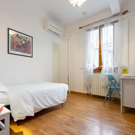 Del Corso Daire Floransa